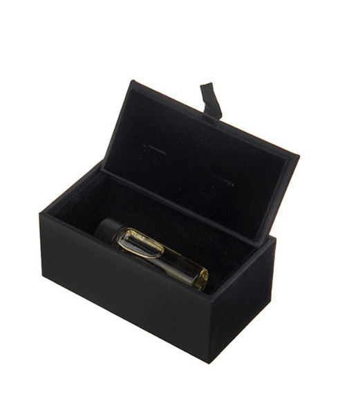 عطر مردانه و زنانه با رایحه گل محمدی 5میل