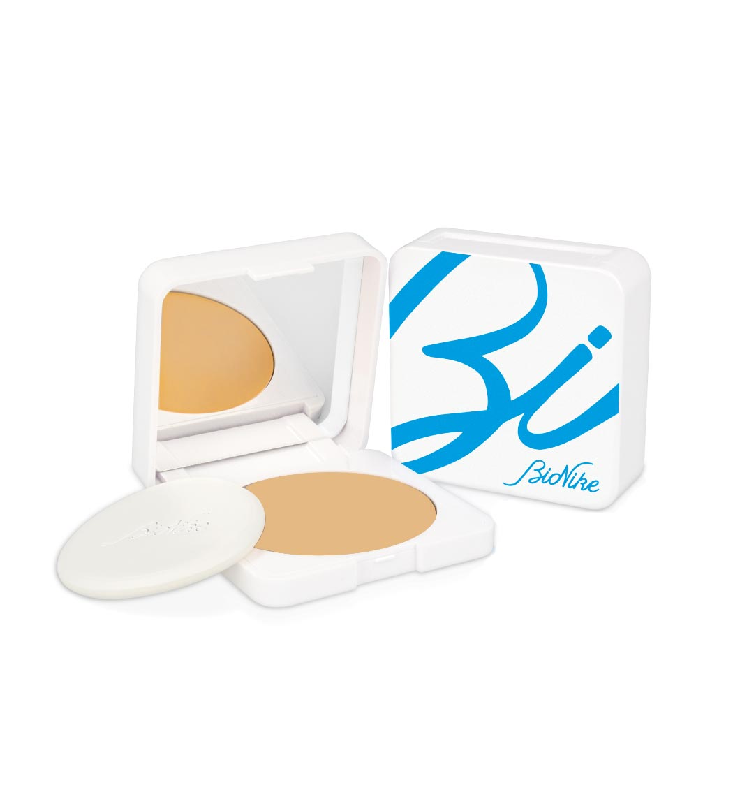 کرم پودر فشرده حاوی ضد آفتاب اس پی اف 50