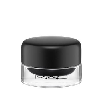 خط چشم با بافت نرم و ژلی