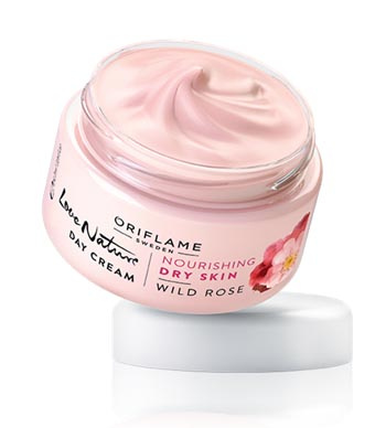 کرم روز مغذی پوست خشک رز وحشی